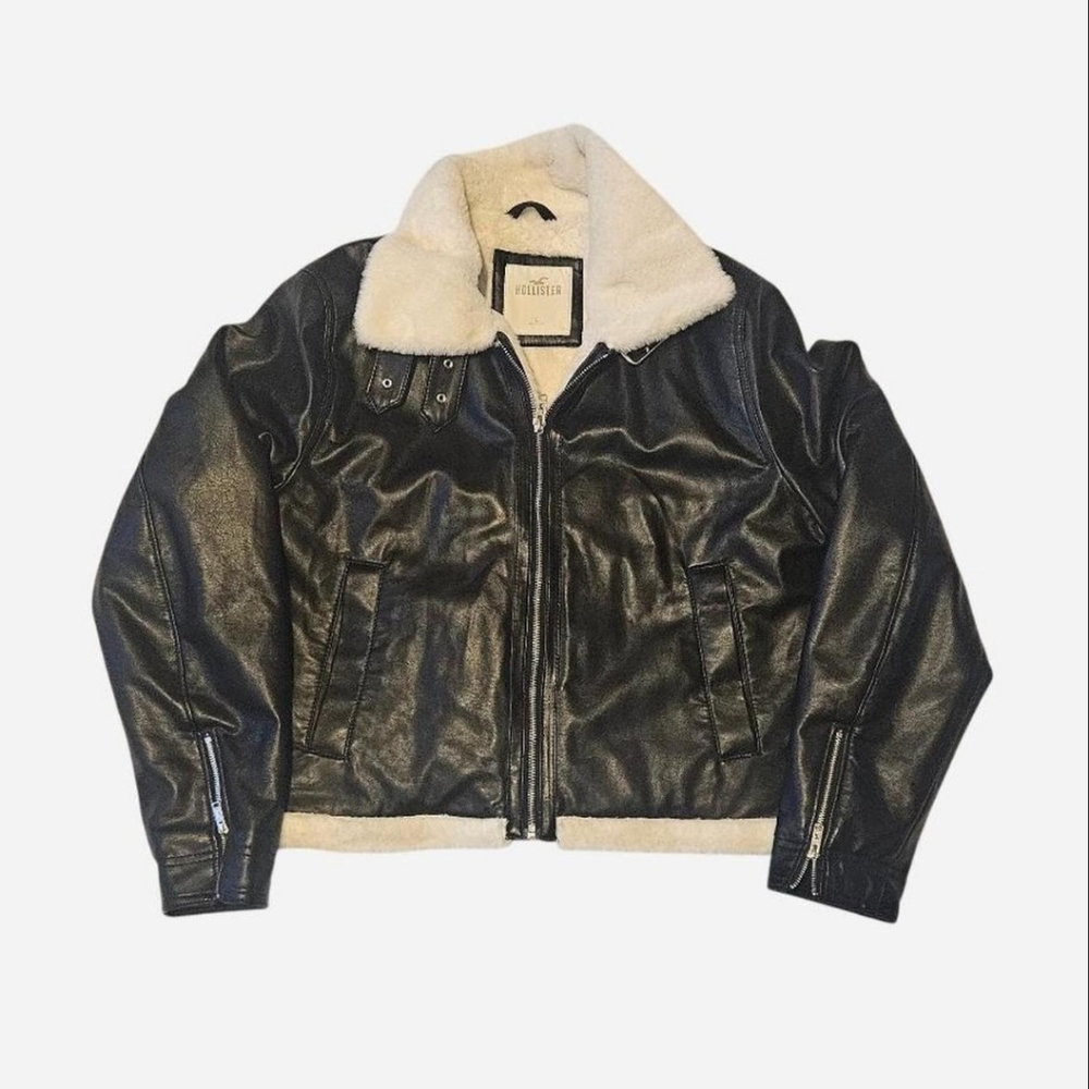 Hollister Black Jacket with Cream Fur Lining.